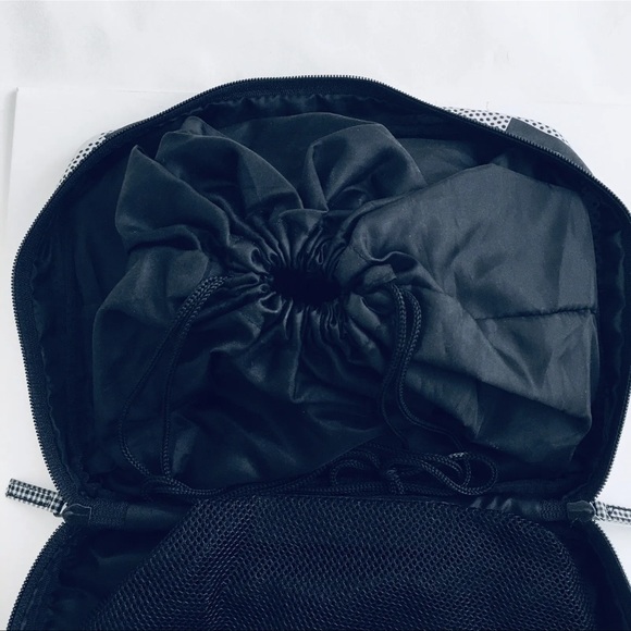 Hello Kitty Travel Organizing Pouch 3 Sections Drawstring, Net & Zipper Sanrio - Picture 3 of 12